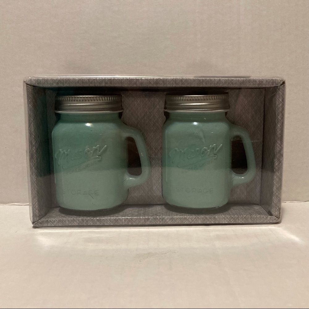 Mason Salt and Pepper Shakers NWT